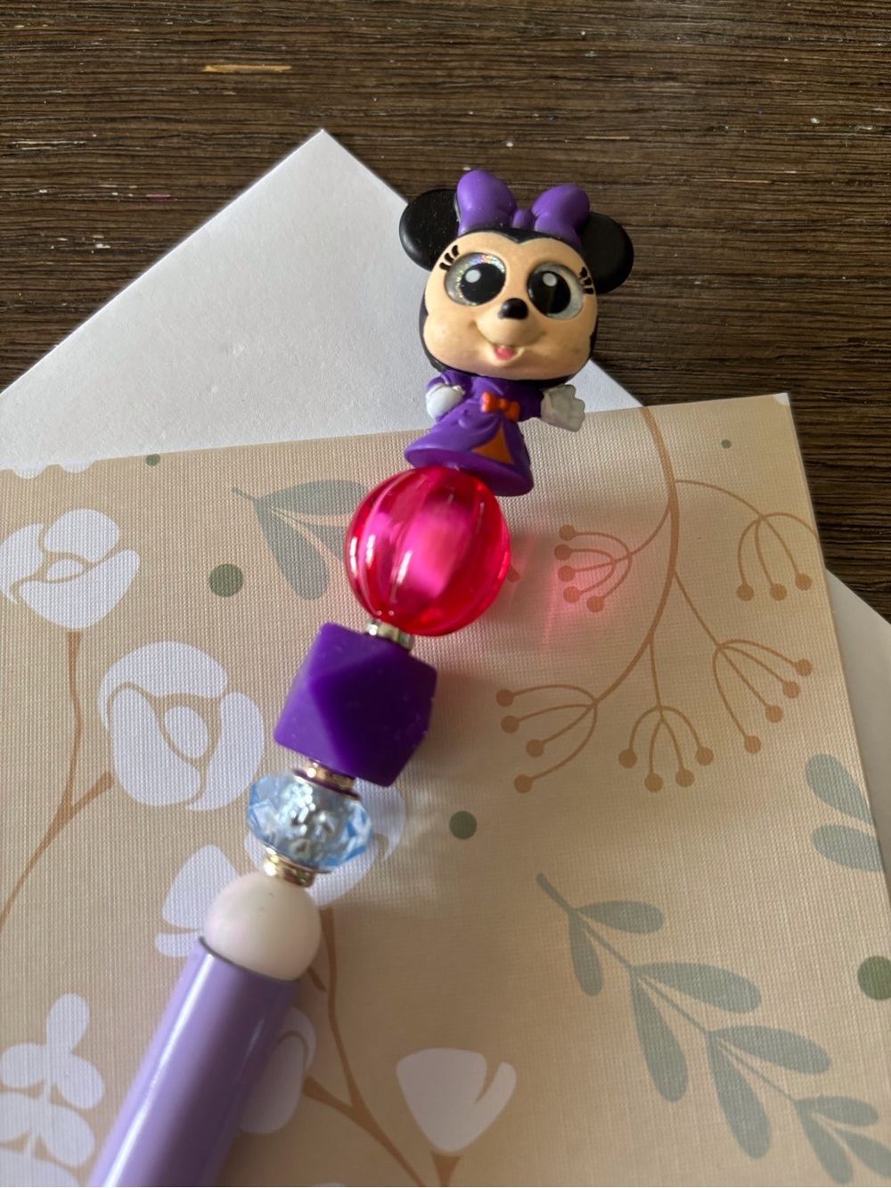 Disney Doorables: Mickey Mouse & Friends: Minnie Mouse Halloween Bead Pen